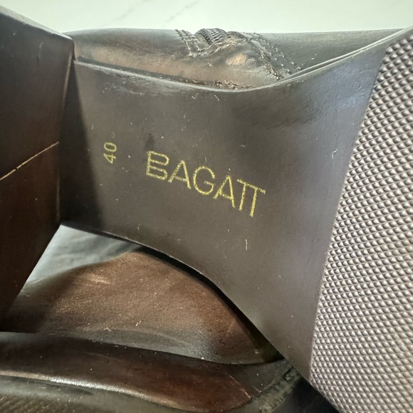 Leather Bugatti boots - Picture 10 of 16